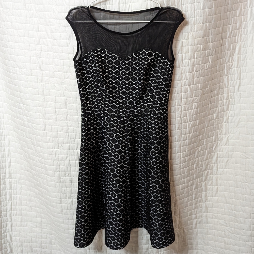 EnFocus Studios Lightweight Midi Dress